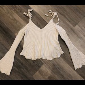 LA Hearts Shoulder Tie Bell Sleeve Sweater